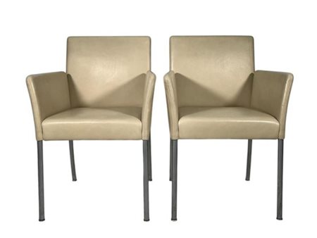 A lot of (2) Jason Lite vintage chair in cream leather for Walter Knoll. Back...