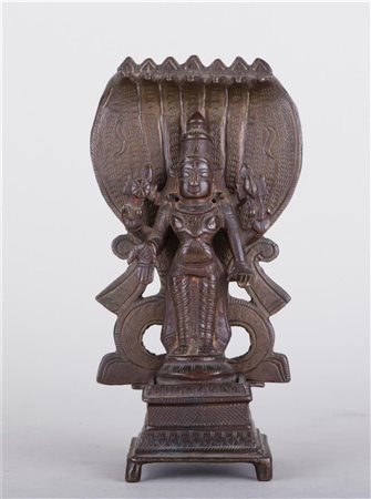 A bronze Vinshu. India, 19th century.18 x 10 cm.