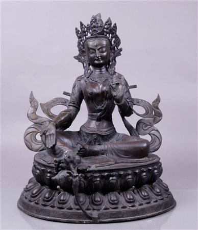 A large bronze Tara. Tibet 20th century.60 x 45 cm.