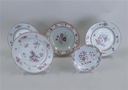 A collection of five assorted famile rose plates. China, 18th century. Chips...