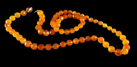 Strung necklace with yellow agate and crystal stones, provided with a...