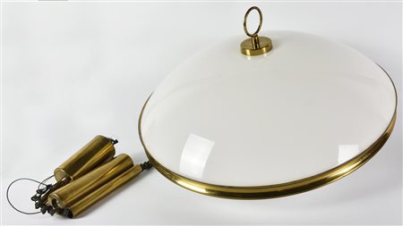 LAMPADARIO STILUX, anni 60 in perspex con struttura in ottone e contrappesi...