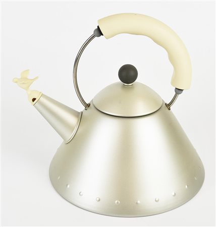 Michael Graves B 9093 PER ALESSI, 1985 bollitore in metallo con inserti in...