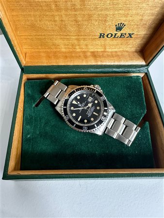 Rolex Submariner Date 1680  Carica