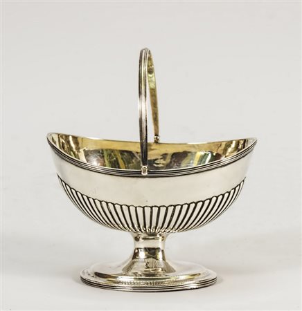 CESTINO OVALE IN ARGENTO - SILVER PEDESTAL BOWL Londra, 1798 - London, 1798...