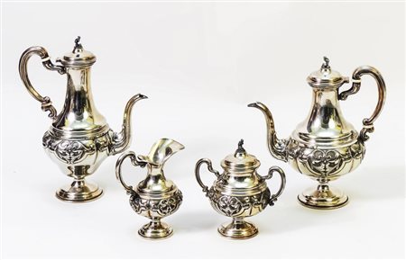 SERVITO DA TE E CAFFÈ IN ARGENTO - SILVER TEA AND COFFEE SET composto da...