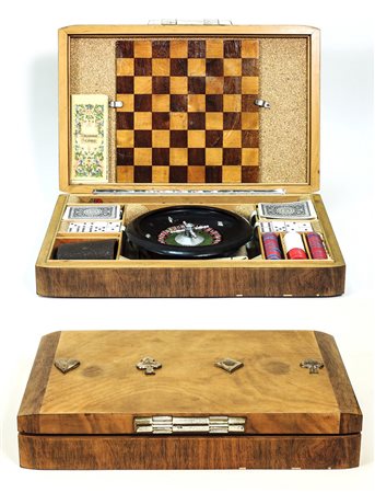 SCATOLA DA GIOCO IN NOCE E ROVERE - WALNUT AND OAK GAME BOX coperchio con...