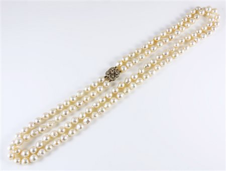 COLLANA A DUE FILI IN PERLE SCARAMAZZE, ORO GIALLO E BRILLANTI - TWO STRAND...