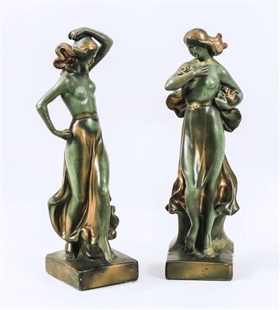 COPPIA DI FIGURE IN CERAMICA PATINATA VERDE - PAIR OF PATINATED CERAMIC...