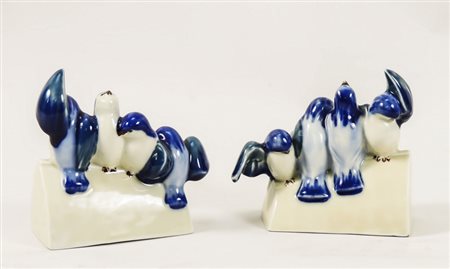 COPPIA DI FERMALIBRI IN CERAMICA SMALTATA - PAIR OF GLAZED CERAMIC BOOKENDS...