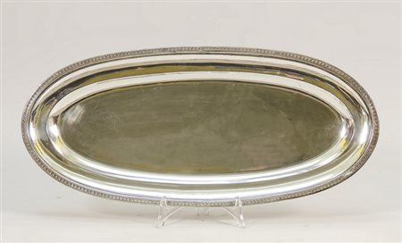 VASSOIO DA PESCE IN ARGENTO - SILVER FISH TRAY bordo sbalzato a palmette cm...