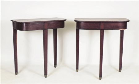 COPPIA DI PICCOLE CONSOLES IN MOGANO - PAIR OF MAHOGANY CONSOLE Inghilterra,...