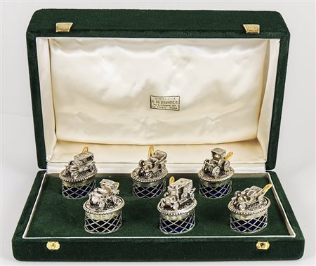 SERIE DI SEI SALIERINE OVALI IN ARGENTO - A SET OF SIX SILVER SALTS corpo...