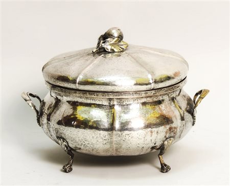 ZUPPIERA IN RAME ARGENTATO - SILVER PLATE ON COPPER TUREEN Venezia, Luigi...