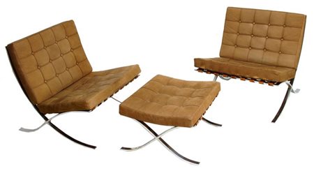 VAN DER ROHE LUDWIG MIES MR 90 Barcelona Coppia di poltrone e sgabello con...