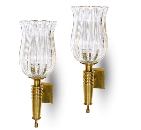 BAROVIER & TOSO Coppia di lampade da parete con struttura in ottone e...