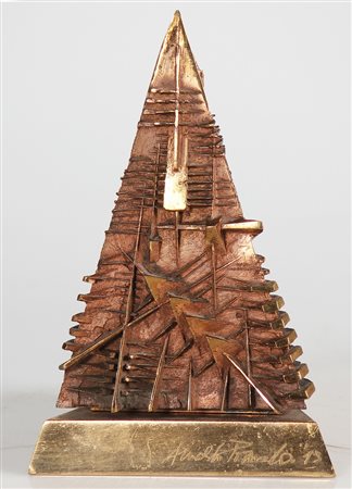 POMODORO ARNALDO (n. 1926) Piramide. 1993. Bronzo. Cm 11,00 x 16,00 x 11,00....