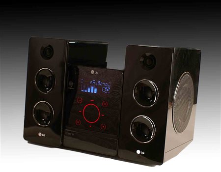 Sistema micro hi-fi marca LG modello FA162.