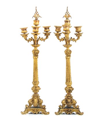 OGGETTISTICA VARIA COPPIA DI CANDELABRI IN BRONZO DORATO, XIX SECOLO, a...