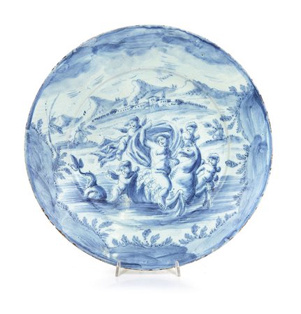 SAVONA GRANDE PIATTO IN MAIOLICA, SAVONA, XVIII SECOLO, decoro blu con...