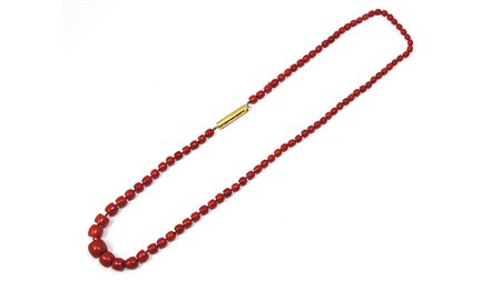 COLLANA SCALARE IN CORALLO ROSSO MEDITERRANEO chicchi a barilotto...