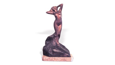 VINCENZO AURISICCHIO (1855-1926) Nudo femminile scultura in bronzo patinato,...