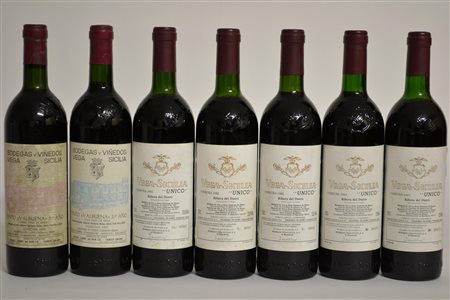 Selezione Vega SiciliaRibera del DueroUnico 1983 - 2 btUnico 1982 - 3 btTinto...