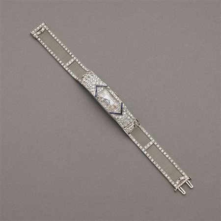 Orologio da donna, Anni 1920/'30 in platino con diamanti rotondi, zaffiri...