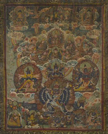 Thangka dipinto con pantheon di divinità buddhiste, in colori vividi su fondo...