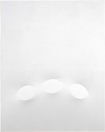 Turi Simeti Alcamo (Tp) 1929 3 ovali bianchi, 1992 Acrilico su tela sagomata,...