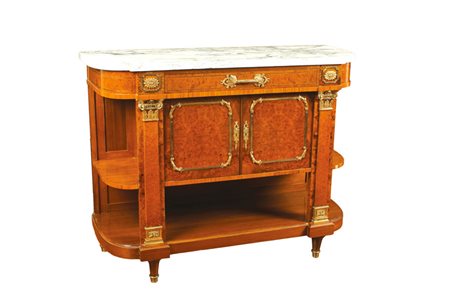 CREDENZA IN RADICA DI TUIA Francia, fine del XIX Sec. piano sagomato in...