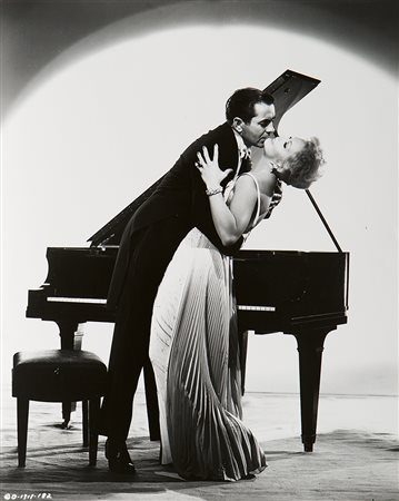 Robert Coburn (1900-1990) Tyrone Power e Kim Novak “The Eddy Duchin Story”,...