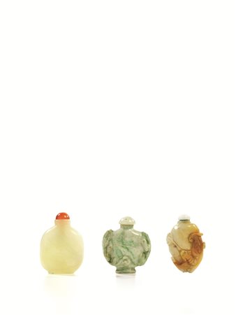 SNUFF BOTTLE, CINA, SEC. XIX in giada, alt. cm 6 A jade snuff bottle, China,...