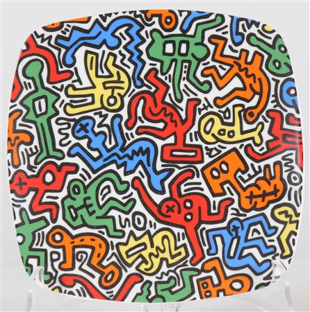 HARING KEITH (1958 - 1990) D'apres Keith Haring. piatto in ceramica. Cm 20,00...