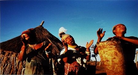 PAUL WEINBERG Trance dance, Bushmanland, Namidia Fotografia a colori Es. 1/1...