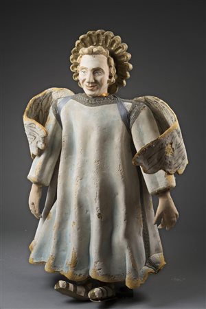 Scultura in gommapiuma raffigurante Mike nelle vesti di angelo custode
