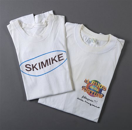 Lotto composto da due t-shirt "SkyMike" e Habby Birthday Mike"