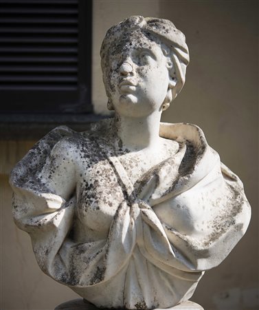 Maestro veneto sec.XVIII "Gentildonna con turbante" scultura in marmo...