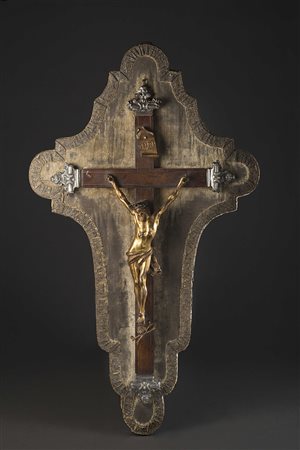 Arte del sec. XVIII "Cristo Crocefisso" scultura in bronzo dorato (h cm 25)...