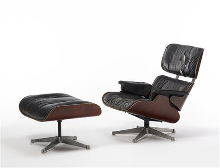 Charles e Ray Eames - Poltrona con poggiapiedi modello 670-671. Produzione...