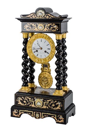 OROLOGIO Carlo X a tempietto in palissandro con guarniture in ottone dorato e...