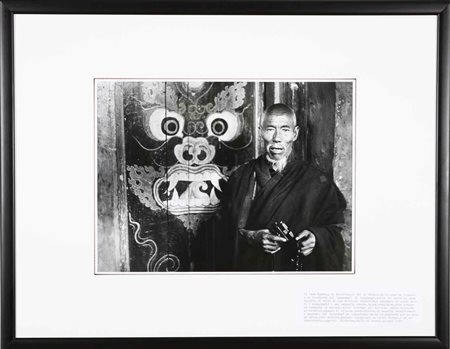 Arte Himalayana Fosco Maraini (1912 - 2004) Fotografia ritraente il Lama...