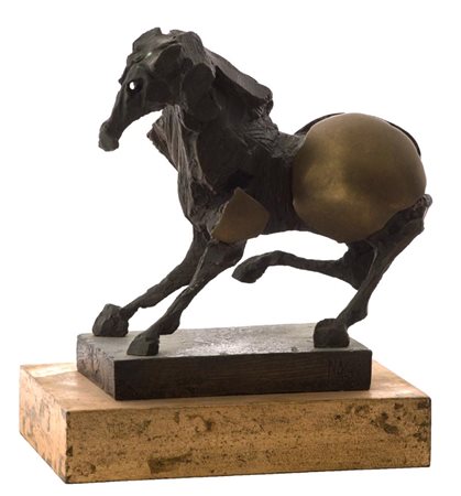 Nag Arnoldi (Locarno 1928) Cavallo Bronzo, cm. 20x19x11, su base di legno,...