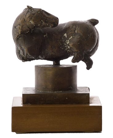 Richard Hess (Berlino 1937) Cavallo Bronzo, cm. 18x16x10, su base di legno,...