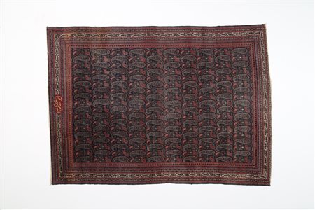 AGRA Tappeto orientale. India. 1880. Lana e cotone. Cm 136,00 x 188,00. Fondo...