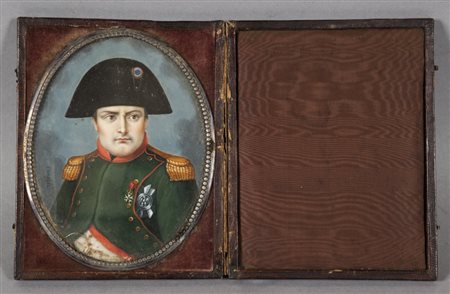 "Napoleone" grande miniatura di forma ovale f.ta Consoli con cornice coeva in...