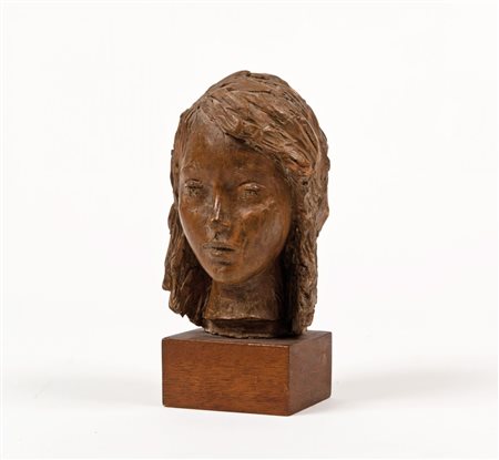 PERICLE FAZZINI Grottammare 1913 - Roma 1987 Testina di donna Terracotta h....