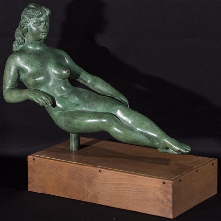 FRANCESCO MESSINA (1900-1995)Senza TitoloScultura in bronzo poggiante su base...