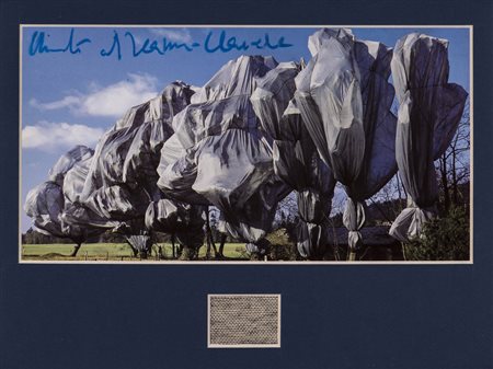 CHRISTO &amp; JEAN CLAUDE (1935)Wrappe TreesPostcard e tessutoCm 19,5x26Firme...