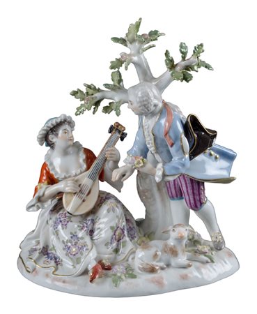 GRUPPO in porcellana Meissen raffigurante "scena galante". Primi '900 Misure:...